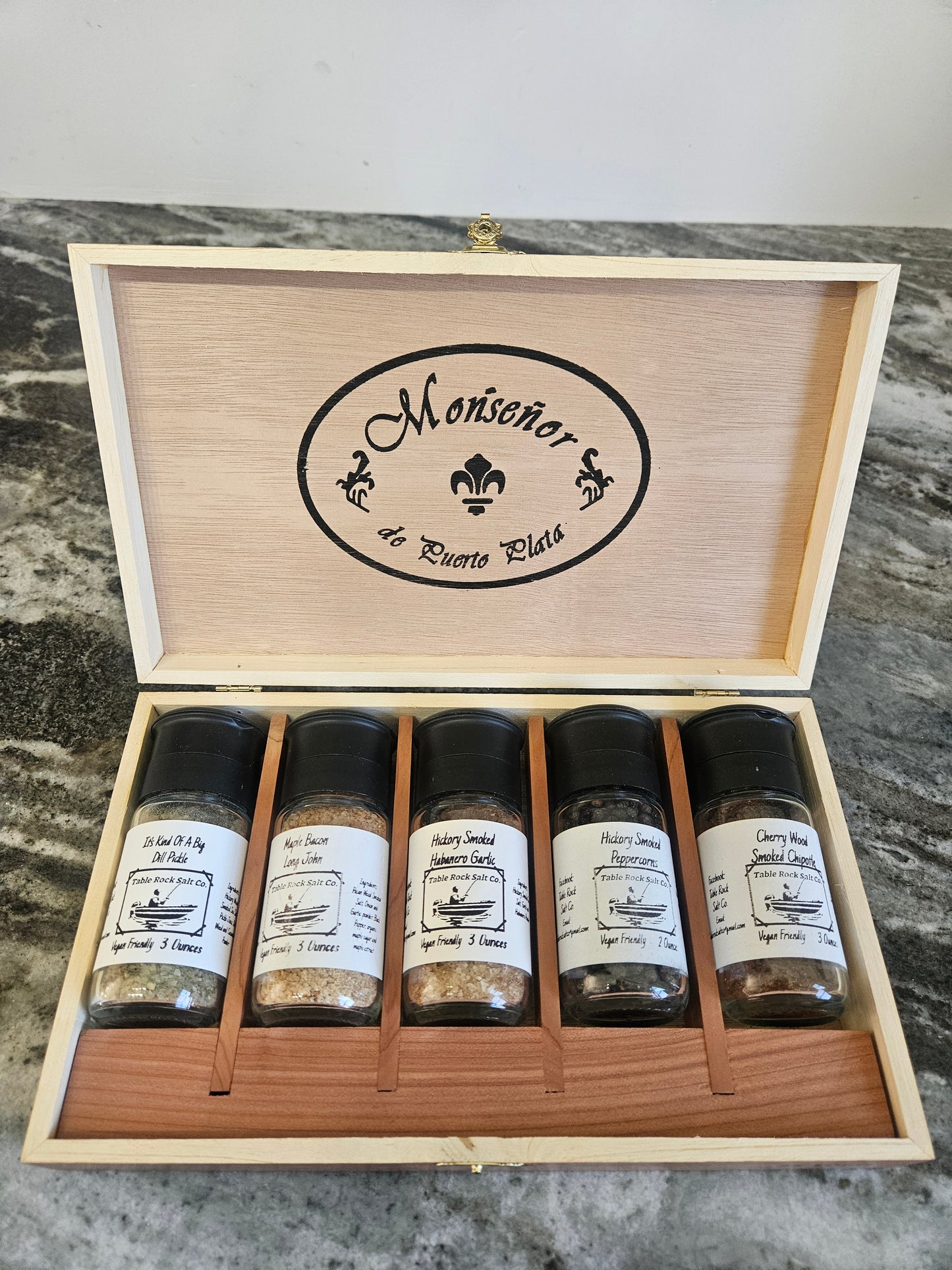 5 Pack Grinder Cigar Gift Box